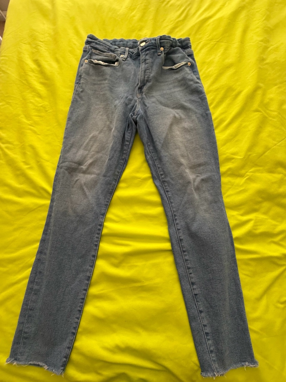 Good American Skinny Jeans in Faded Blue